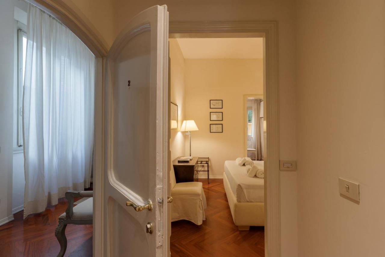 Big Apartment A Stone'S Throw From The Duomo フィレンツェ エクステリア 写真