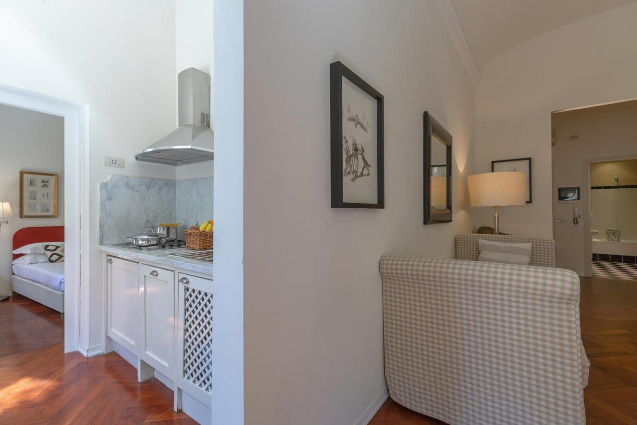 Big Apartment A Stone'S Throw From The Duomo フィレンツェ エクステリア 写真